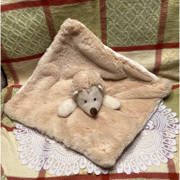 Kellytoy Baby Lovey Rattle Super Soft Cream Hedgehog Blanket Toy 14x14” - Picture 1 of 9
